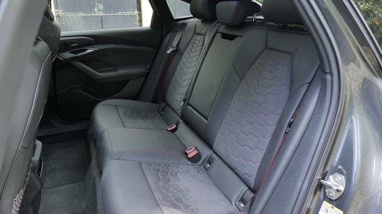 AUDI A6 E-TRON AVANT 315kW Quattro 100kWh S Line 5dr Auto